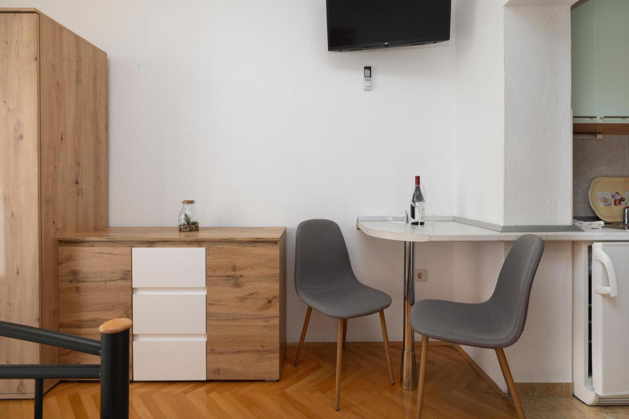 Apartments Niki ブレラ エクステリア 写真